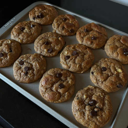 FLUFFY PROTEIN BANANA MUFFINS